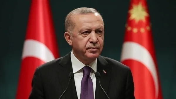 anket-sonuclari-baskan-erdogana-sunuldu-ak-parti-oylarini-artirdi-1641845901436.jpg