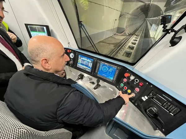 turkiyenin-en-hizli-metro-hattinda-depo-sahasi-acildi-1672054929590.jpg