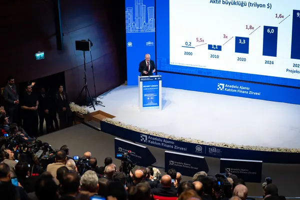 bakan-simsek-yeni-ticaret-koridorlarinin-merkezinde-turkiye-var-1778218790283.jpg