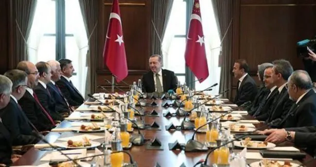 CHP ve HDP’liler Saray’a gitmedi