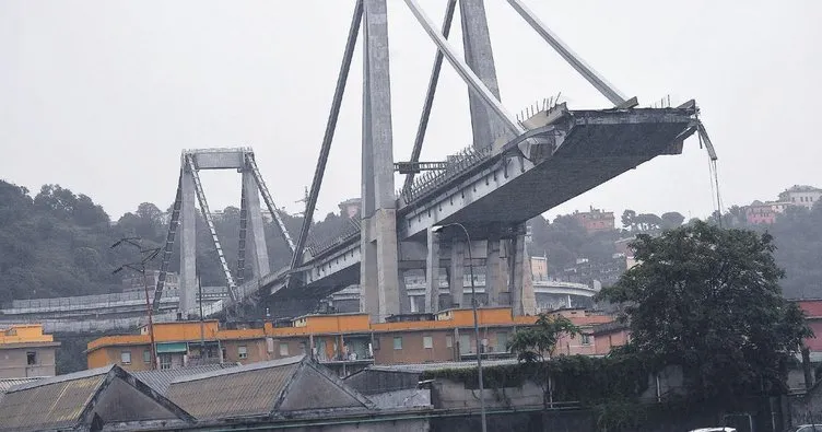 İtalya’da korkunç felaket: Otoyol köprüsü çöktü: 35 ölü