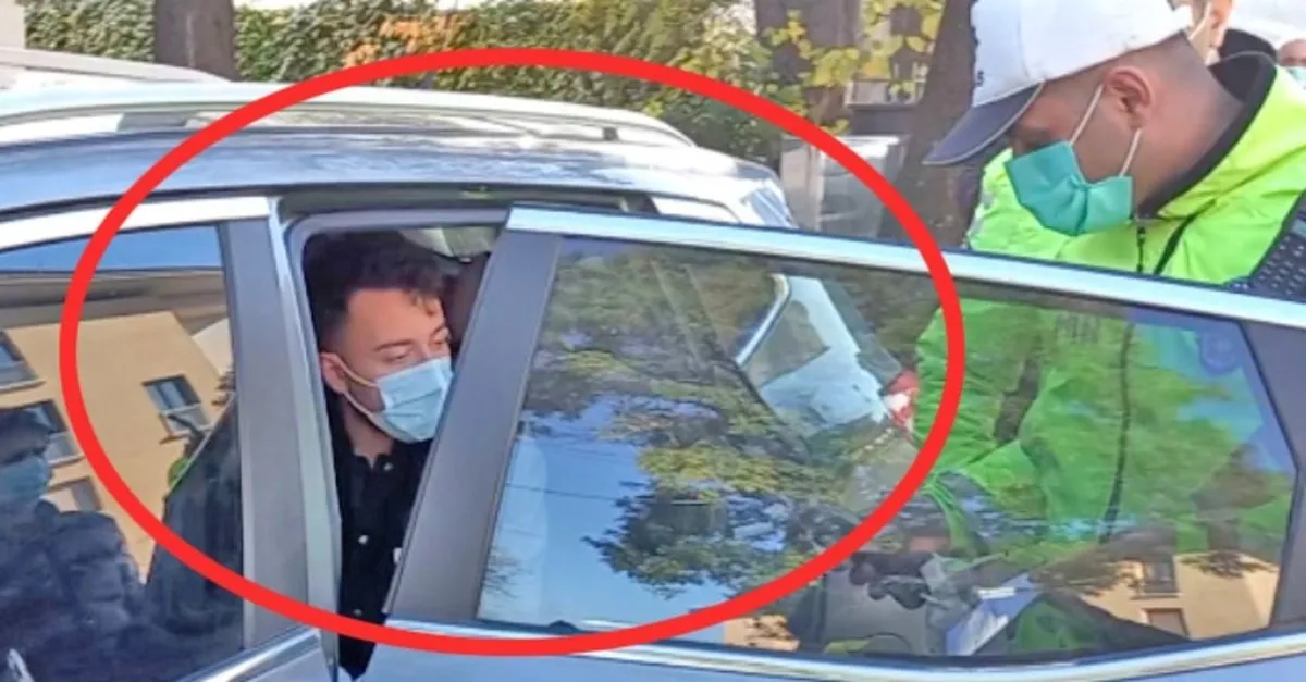 son dakika unlu youtuber enes batur olumden dondu enes batur un luks araciyla kaza yaptigi olay yerinden ilk goruntuler video