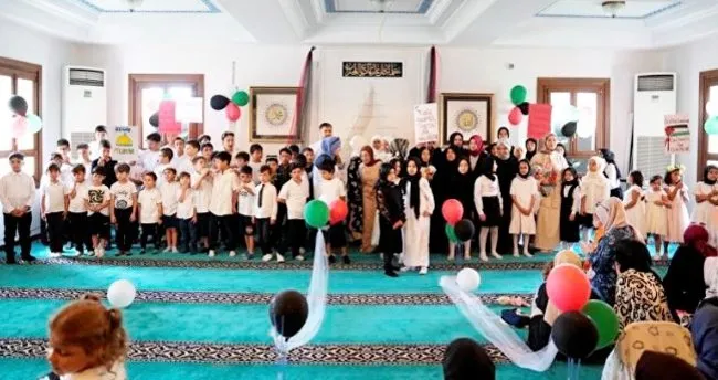 Yaz Kur’an kursu öğrencilerinin katılımıyla Gazze’ye destek programı yapıldı