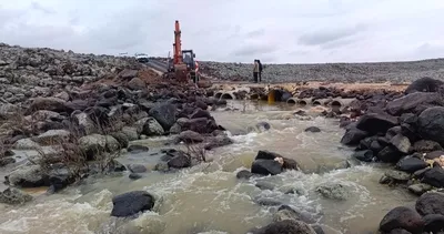 Ekipleri selin zararını gidermek için sahada #sanliurfa