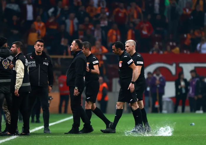 son-dakika-galatasaray-haberi-erden-timurdan-zehir-zemberek-sozler-ali-palabiyik-operasyon-icin-gonderilmis-1666557426894.jpg