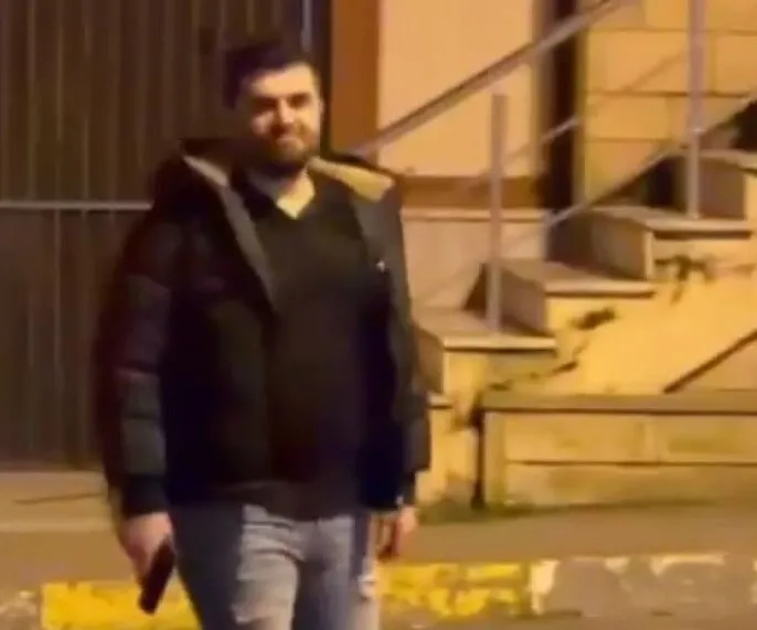 2-milyon-900-bin-liralik-borcta-kan-donduran-anlar-silahsiz-adama-silah-cekiyorsun-1791451639190.jpg