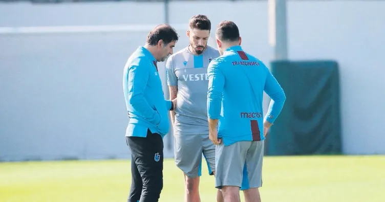 Kaptan Jose Sosa dümende