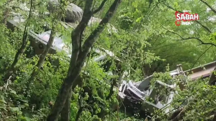 Orman yolunda feci kaza: Greyder devrildi,1 yaralı | Video