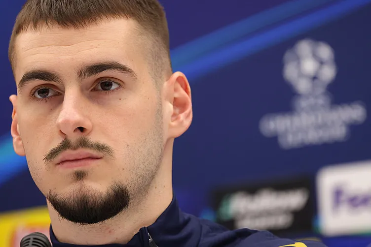 Son dakika haberi: Fenerbahçe’de beklenen ayrılık kapıda! İşte yeni adresi...