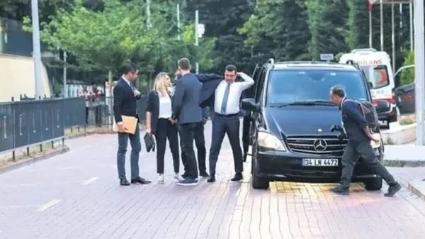 SON DAKİKA: İsraf şovu ile göreve gelen CHP’li İBB yönetiminden şoke eden ihale şartı! Koltuk ısıtma özelliği olmazsa almayız...