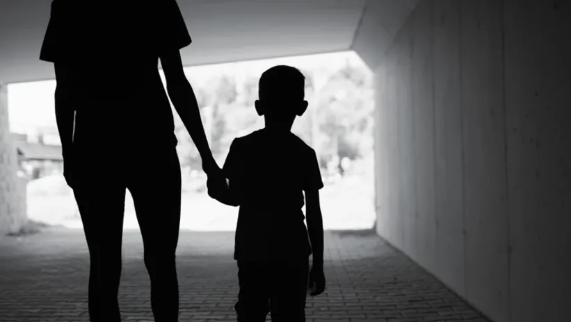 ÇOCUKLARIN ZORLU SINAVI: NARSİST ANNE BABALAR