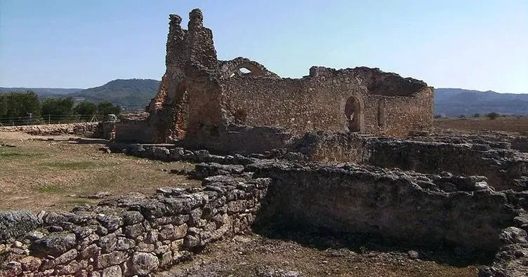 Avrupa’nın en eski camisi toprak altında bulundu