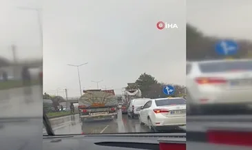 Eskişehir'de 4 aracın karıştığı zincirleme kazada 1 kişi yaralandı #eskisehir