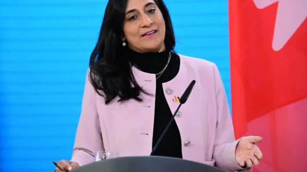 Kanada’dan İran’a yeni yaptırım hamlesi: 4 üst düzey yetkili hedefte Kanada’dan İran’a yeni yaptırım hamlesi: 4 üst düzey yetkili hedefte