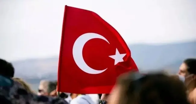 15 Temmuz resmi tatil mi, özel ve kamu sektörü çalışıyor mu? 15 Temmuz Demokrasi ve Millî Birlik Günü resmi tatil takviminde sorgulanıyor!