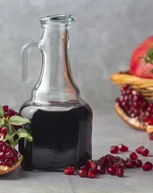 Narın lezzetini soslarınıza da taşıyın! Tadına doyamayacağınız o nar ekşisi tarifi...