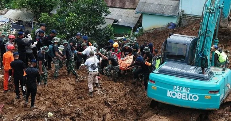 Endonezya’daki depremde hayatını kaybedenlerin sayısı 252’ye yükseldi