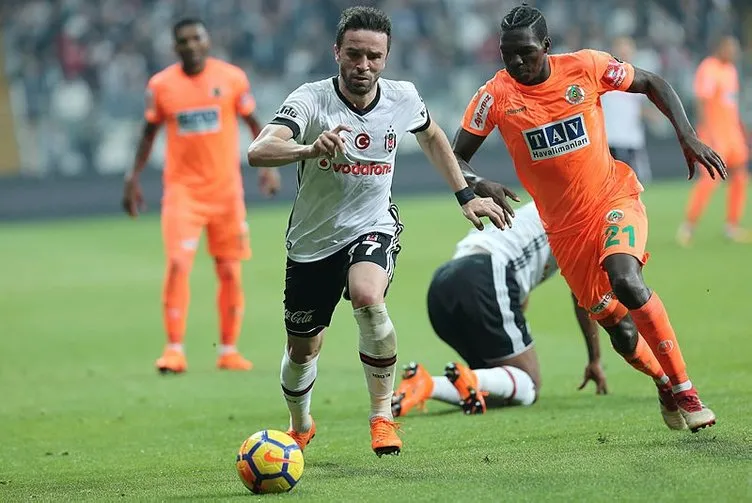Juventus’un yıldızı bedavaya Beşiktaş’a transfer oluyor!