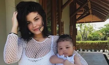 Kylie Jenner’ın bebeğinin babası Travis Scott değil mi? Bebeğin babası koruması mı?