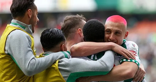 Konyaspor geriden gelerek 3 golle kazandı!