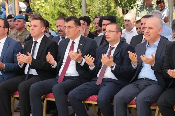 cizrede-10-yil-once-pkk-saldirisinda-sehit-dusen-12-polis-anildi-1787754534917.jpg
