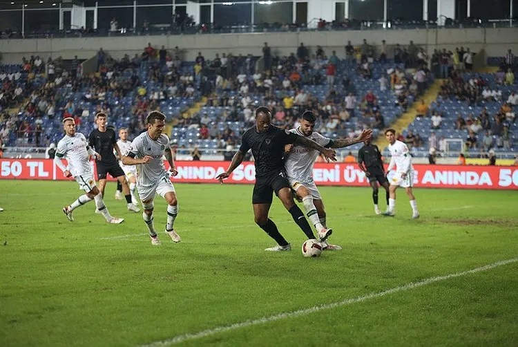 super-ligde-hatayspor-tam-gaz-devam-konyasporu-3-golle-gecti-1696789512429.jpg