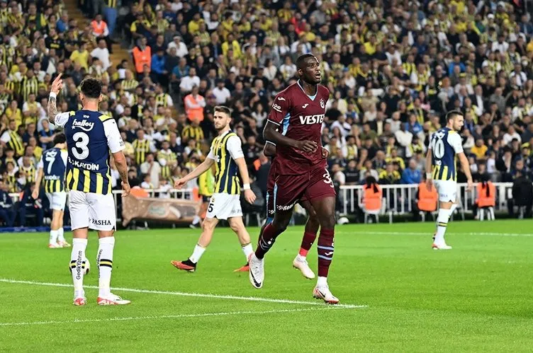 FENERBAHÇE TRABZONSPOR MAÇ ÖZETİ 2-3 | FB-TS derbisi goller ve maçtan dakikalar! Süper Lig Fenerbahçe Trabzonspor maçı geniş özeti