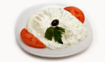 Türk mutfağının en meşhur mezesi haydari tarifi: Haydari nasıl yapılır?