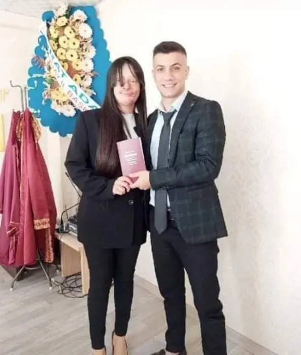 Yüzünü yakan kişiyle evlenen Berfin Özek herkesi şoke etti! Babası SABAH’a konuştu: Nasıl yapar bunu?