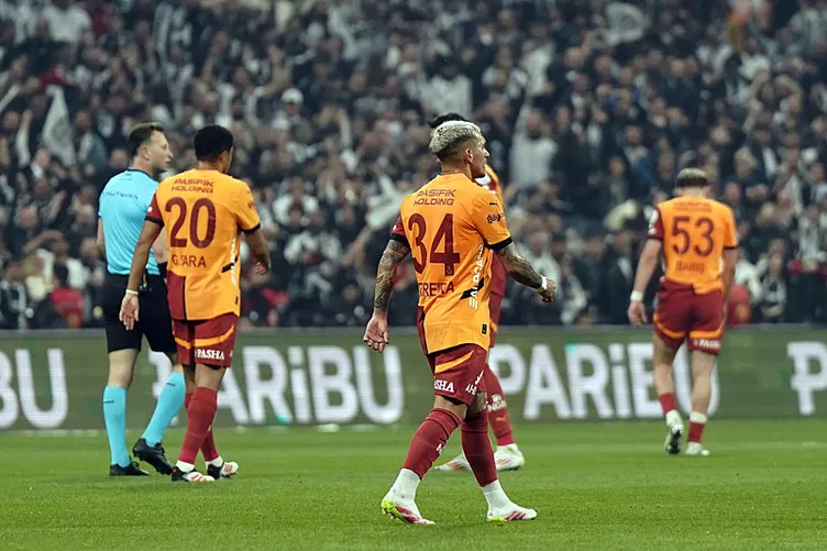 Son dakika haberi: Galatasaray’da yıldız isimle yollar ayrılıyor! Derbi sonrası bileti kesildi