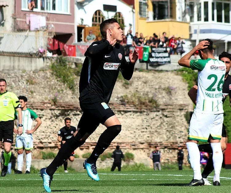 TFF 2. Lig Play-Off Yarı Finalleri belli oldu! Sakaryaspor...