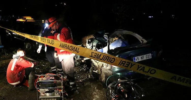 Zonguldak’ta 2 otomobil çarpıştı: 2 ölü, 1 yaralı
