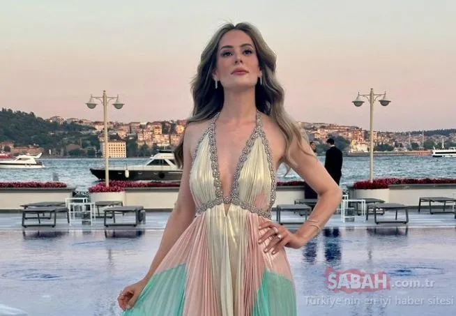 Berk Oktay’la evli olan ünlü oyuncu Yıldız Çağrı Atiksoy’dan minik kızıyla yepyeni paylaşım! İşte Yıldız Çağrı Atiksoy’un o paylaşımı!