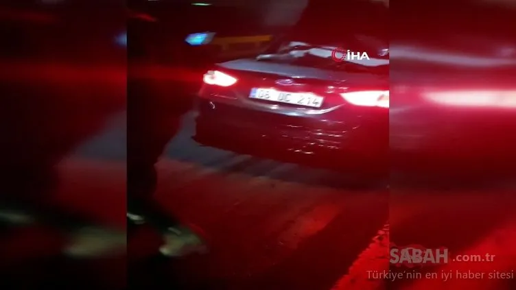 Son dakika: Ankara’da otomobil TIR’a ok gibi saplandı! 2 kişi hayatını kaybetti