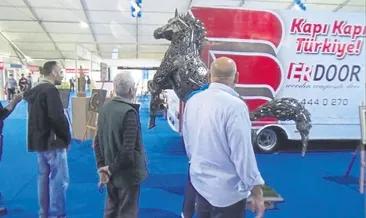 Hurdayla yapılan tasarımları görenler