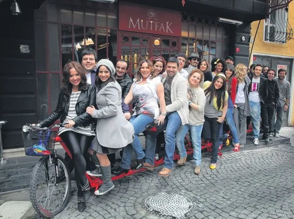 Çok film ekip bunlar!