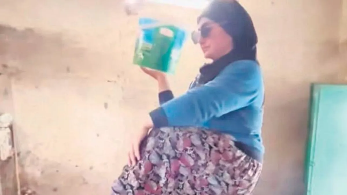 Sosyal Medya Uğruna Omurganızı Kırmayın! Uzmanlar Uyarıyor: Bu Trend Sağlığınızdan Ediyor