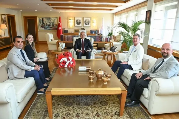 turk-balesinde-uluslararasi-gurur-bakan-ersoy-nilay-tahiroglunu-tebrik-etti-1784542997994.jpg