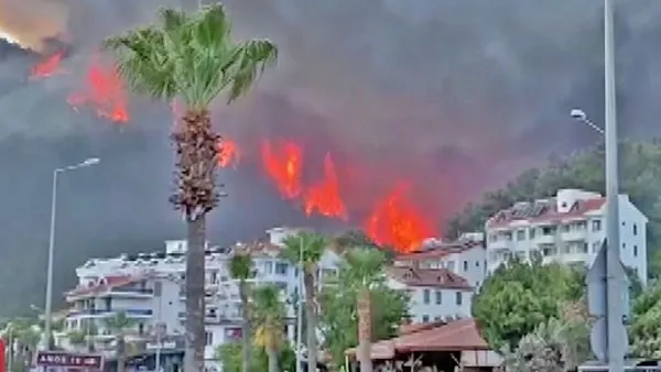 Muğla Marmaris'te orman yangını dehşeti! SON DAKİKA görüntüleri...