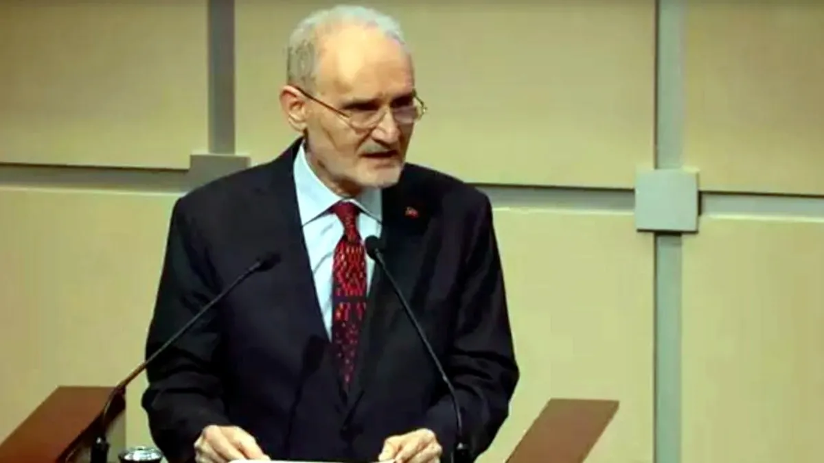 İTO Başkanı Avdagiç: ‘‘Eski tarz üretim yapan firmaları yapay zeka ile dönüştürmeliyiz’’ İTO Başkanı Avdagiç: ‘‘Eski tarz üretim yapan firmaları yapay zeka ile dönüştürmeliyiz’’