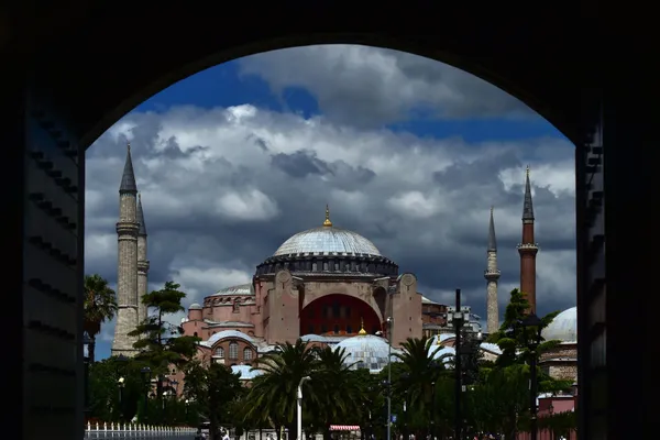 Ayasofya için 54 yıl mücadele etti ve kazandı