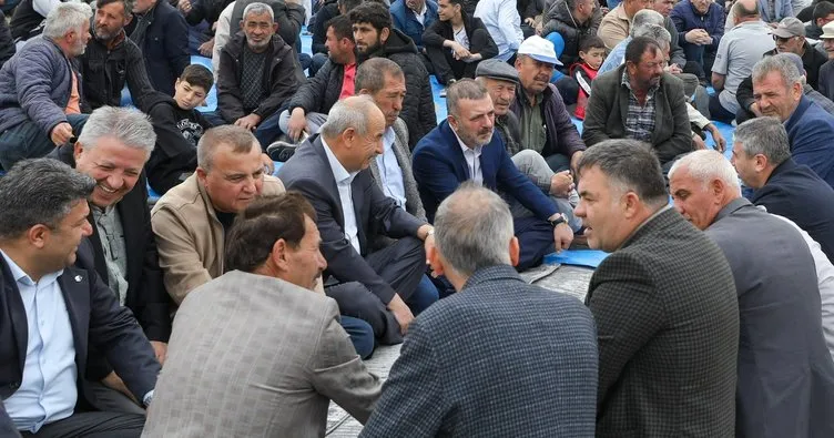 Ankara Sincan’da yağmur duası: Belediye Başkanı Murat Ercan da katıldı!