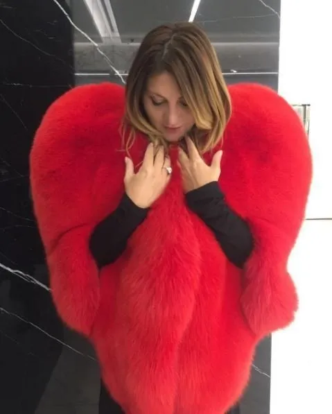 Sibel Can hayranlarını korkuttu