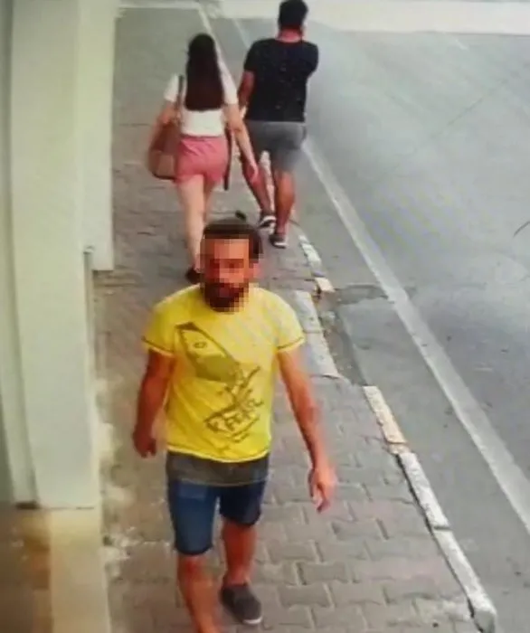 Rus turistin çantasını çalan kapkaççı yakalandı