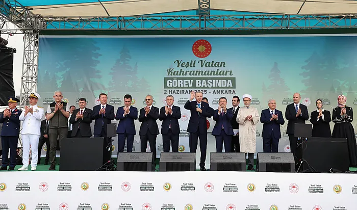 son-dakika-baskan-erdogandan-orman-yanginlariyla-mucadele-mesaji-avrupada-1-dunyada-2-konumdayiz-1748864289243.jpg Son dakika | Başkan Erdoğan'dan orman yangınlarıyla mücadele mesajı: Avrupa'da 1. Dünyada 2. konumdayız