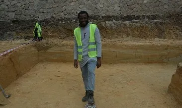 ’Futbolcuyum’ dedi, idmana çıkardılar ama şimdi inşaatlarda çalışıyor