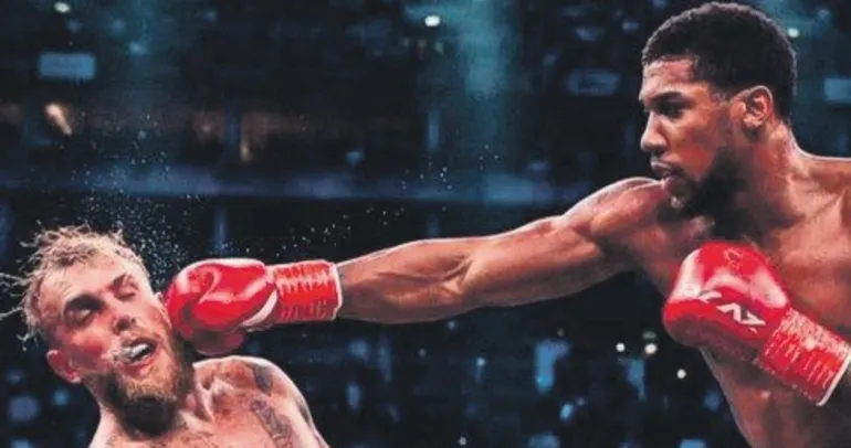 Çenesini kırdı 6 rauntta yıktı!