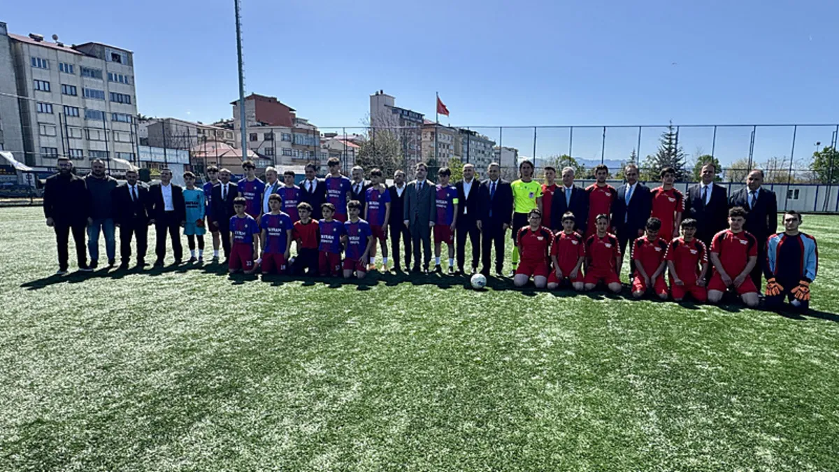 Trabzon'da TÜGVA GençLig Liseler Arası Futbol Turnuvası heyecanı başladı!