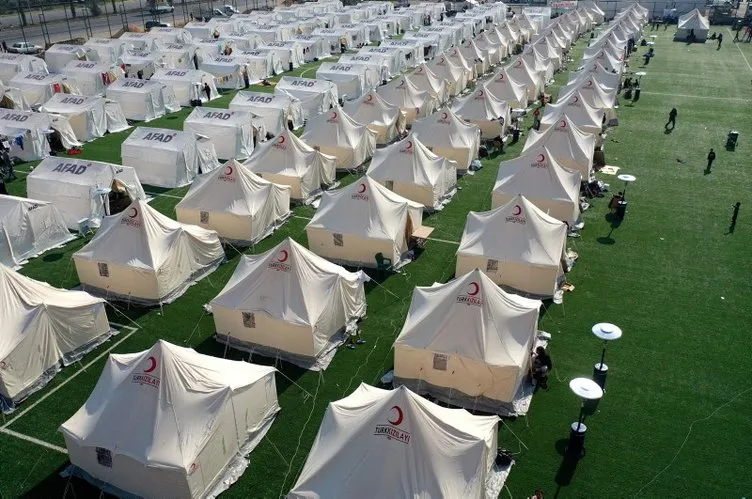 Son dakika! AFAD: Kahramanmaraş ve Hatay deprem bölgesinde 329 bin çadır kuruldu