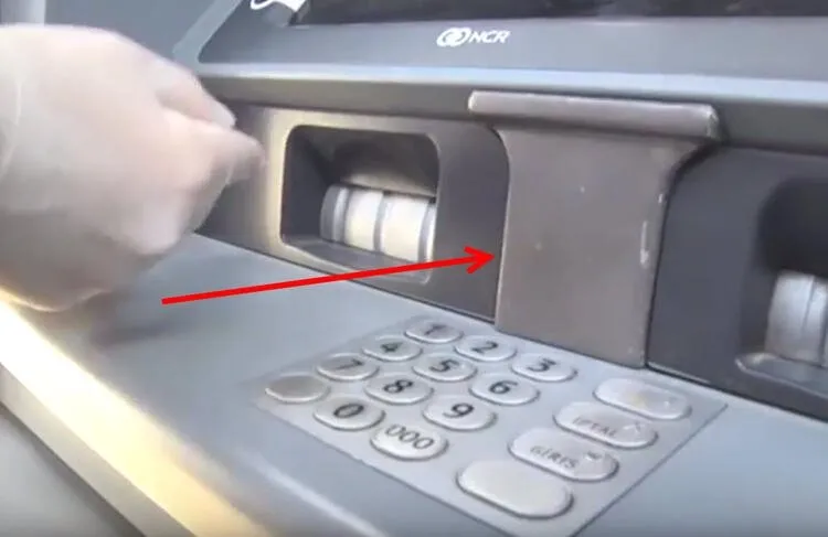 ATM’lerdeki gizli tehlike: Para çekerken dikkat!